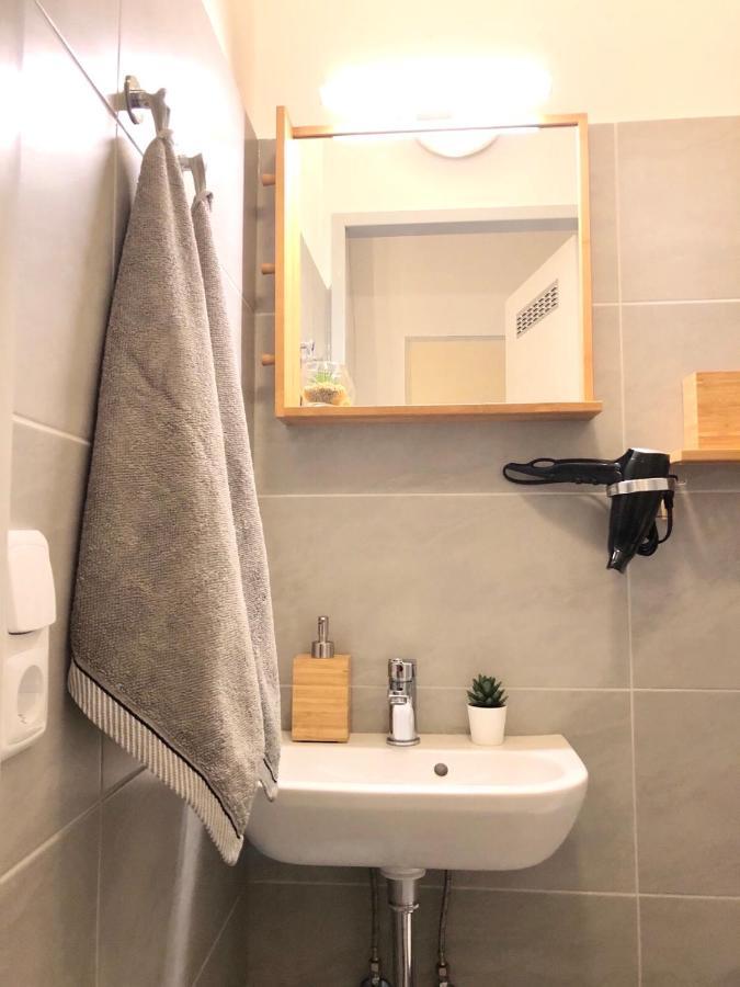 شقة "Be My Guest" Near Metro Station! فيينا المظهر الخارجي الصورة