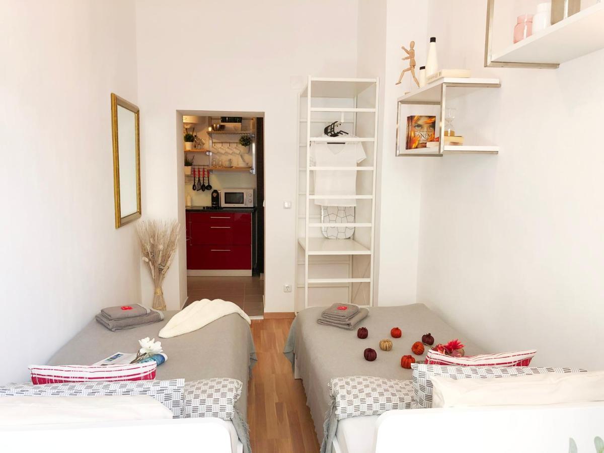 شقة "Be My Guest" Near Metro Station! فيينا المظهر الخارجي الصورة
