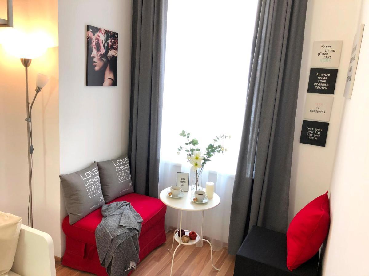 شقة "Be My Guest" Near Metro Station! فيينا المظهر الخارجي الصورة